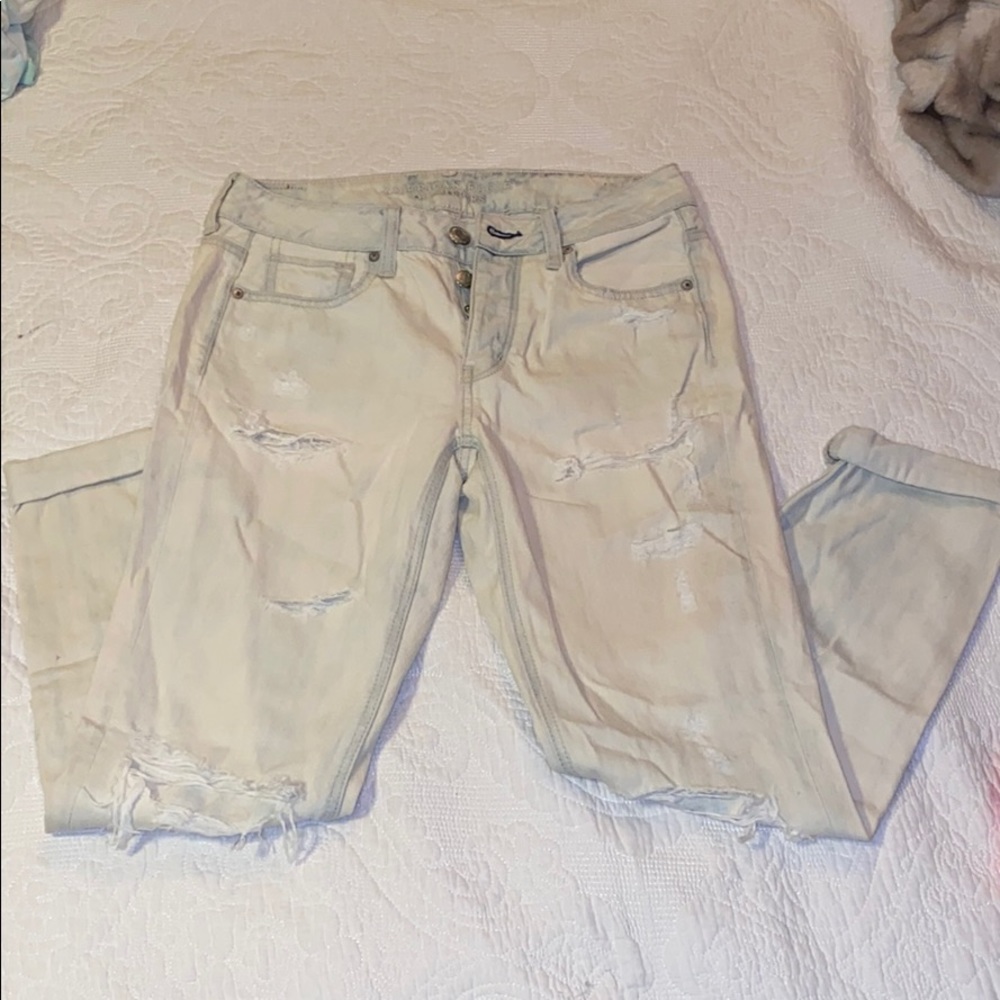 American eagle tomgirl jeans